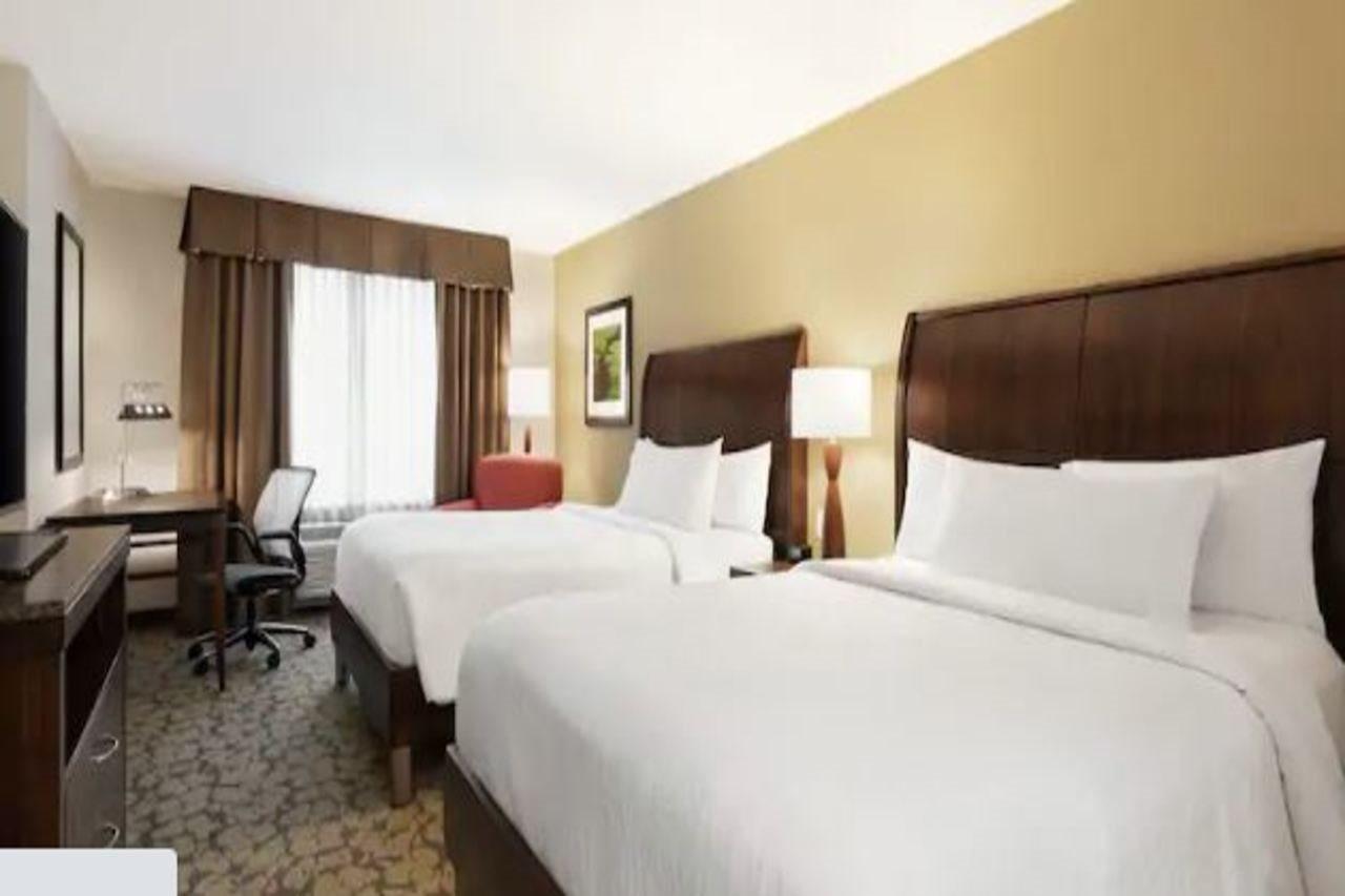 Hilton Garden Inn Wallingford/Meriden Bagian luar foto