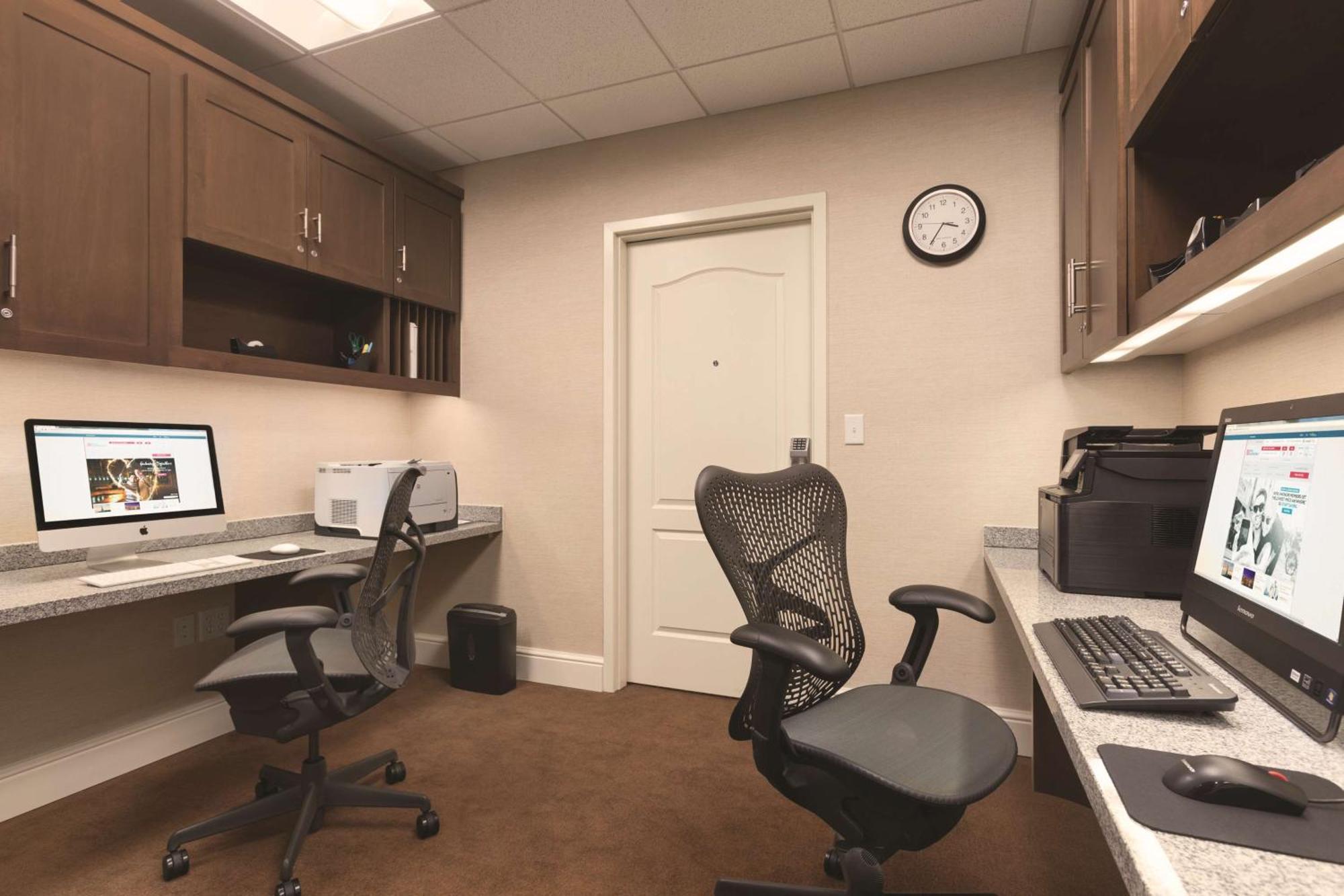 Hilton Garden Inn Wallingford/Meriden Bagian luar foto